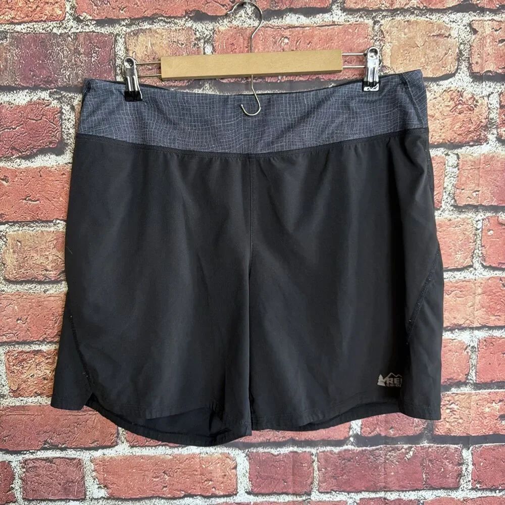 REI Shorts Womens Large Black Back Zip Pocket Quick Dry